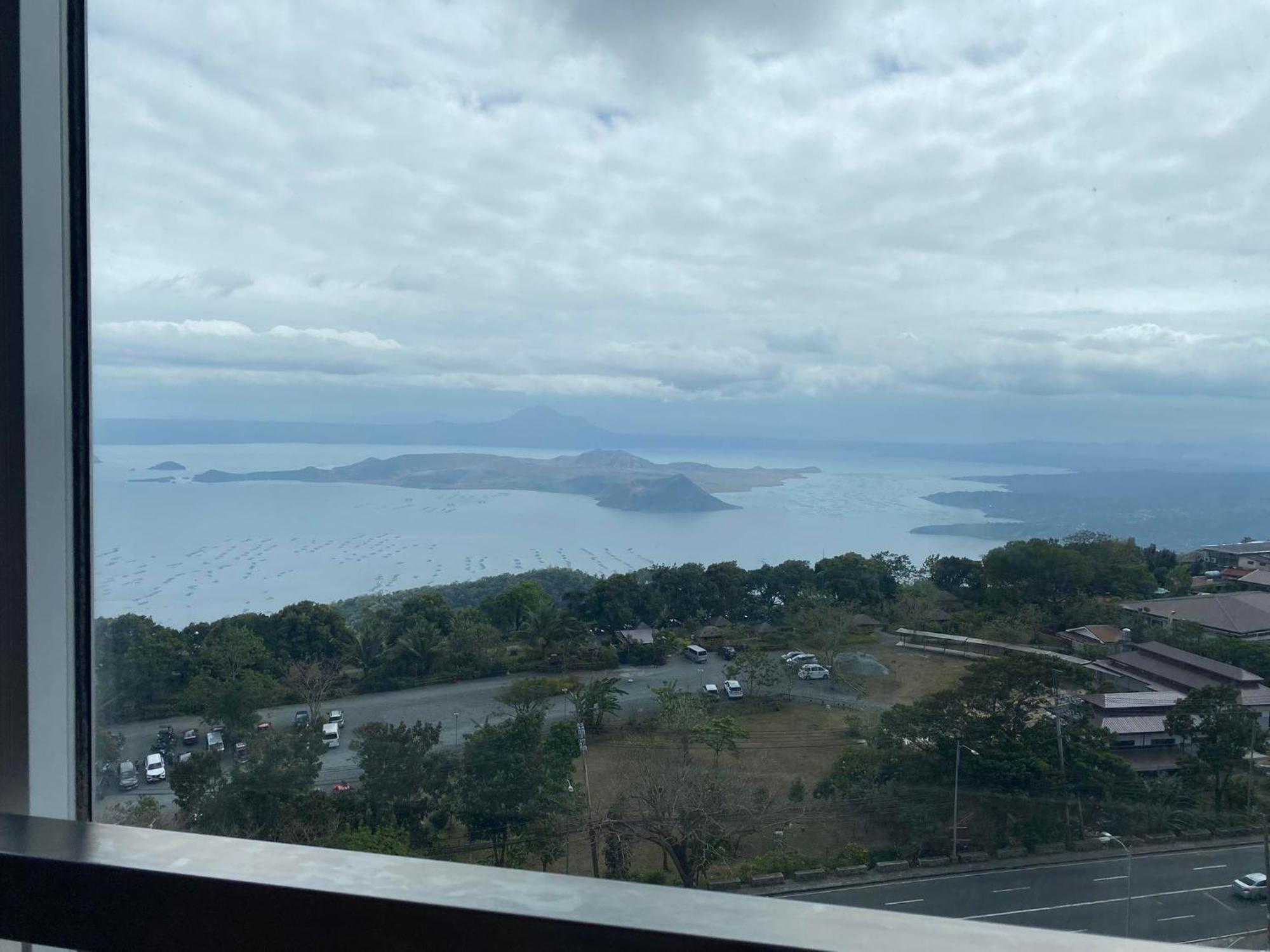 SMDC Taal Lake Staycation Tagaytay City Buitenkant foto